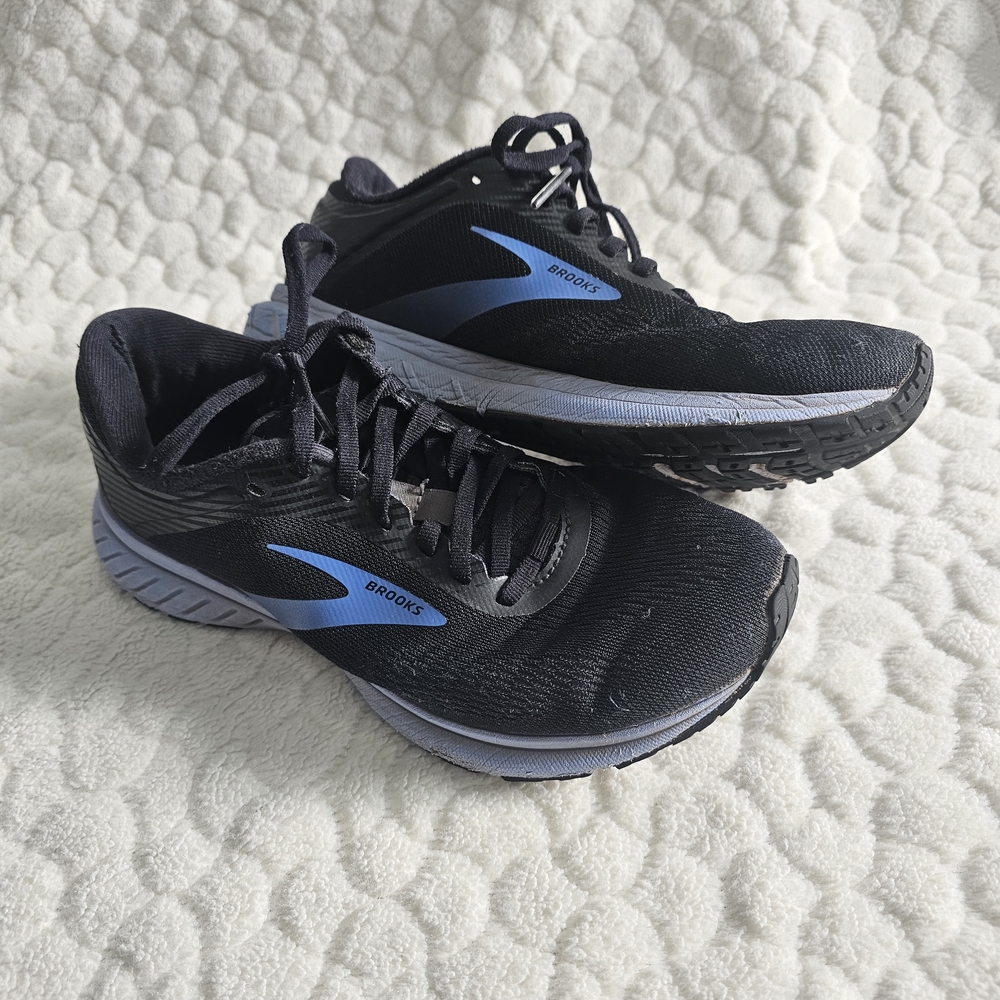 Brooks Black and Blue Athletic Shoes - Picture 3 of 10